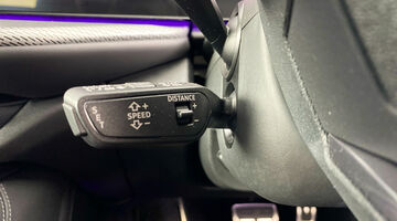 2025 Audi 2.0 TDI Launch Edition Sportback S Tronic quattro Euro 6 5-door (Green) - Image: 23