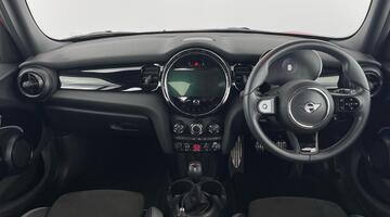 2021 MINI Cooper Sport Euro 6 5-door (Red) - Image: 8