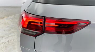 2023 Volkswagen 2.0 TDI R-Line DSG Euro 6 5-door (Grey) - Image: 31