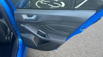 2024 Ford 1.0T EcoBoost MHEV ST-Line Euro 6 5-door (Blue) - Image: 29