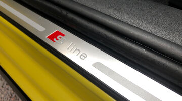 2022 Audi 1.0 TFSI 30 Black Edition Sportback Euro 6 5-door (Yellow) - Image: 15