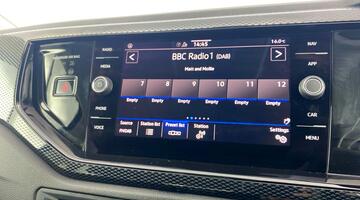 2025 Volkswagen 1.0 TSI Match Euro 6 5-door (Blue) - Image: 14