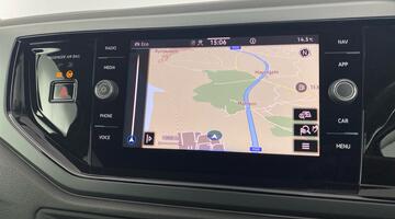 2024 Volkswagen 1.0 TSI R-Line DSG Euro 6 5-door (Black) - Image: 15