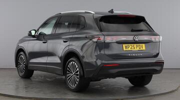 2025 Volkswagen ETSI MHEV Match DSG Euro 6 5-door (Grey) - Image: 3