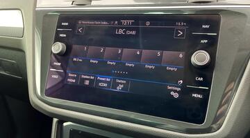 2021 Volkswagen TSI Life DSG Euro 6 5-door (Silver) - Image: 13