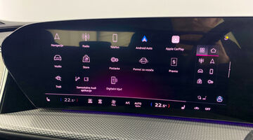 2025 Audi 2.0 TDI Launch Edition Sportback S Tronic quattro Euro 6 5-door (Green) - Image: 18