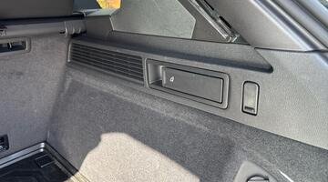 2025 Volkswagen 3.0 TDI V6 Black Edition Tiptronic 4Motion Euro 6 5-door (Blue) - Image: 35