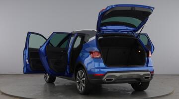 2024 SEAT 1.0 TSI FR Limited Edition DSG Euro 6 5-door (Blue) - Image: 11
