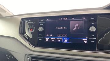 2021 Volkswagen 1.0 EVO Match Euro 6 5-door (Red) - Image: 15