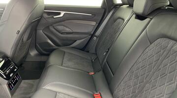 2025 Audi 2.0 e-hybrid5.9kWh Edition 1 S Tronic quattro Euro 6 5-door (Green) - Image: 37