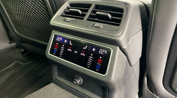 2025 Audi 2.0 TFSIe 50 Black Edition S Tronic quattro Euro 6 4-door 17.9kWh (Grey) - Image: 30