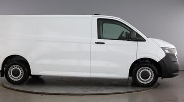 2025 Volkswagen 2.0 TDI T3Commerce Plus FWD LWB Euro 6 5-door (White) - Image: 4