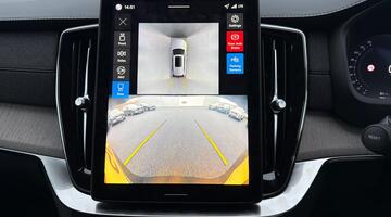 2025 Volvo 2.0 T8 18.8kWh Ultra Dark Auto 4WD Euro 6 5-door (Black) - Image: 81