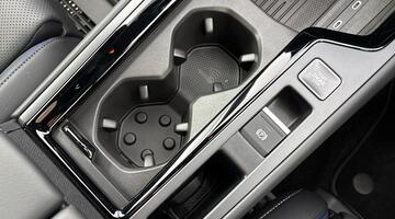 2025 Volkswagen ETSI MHEV R-Line DSG Euro 6 5-door (Multicolour) - Image: 23