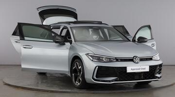 2025 Volkswagen TSI eHybrid 19.7kWh R-Line DSG Euro 6 5-door (Silver) - Image: 9