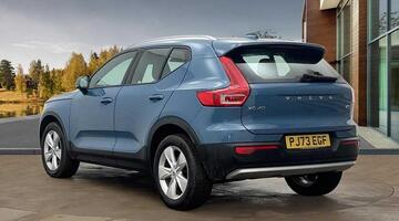 2023 Volvo 2.0 B3 MHEV Core DCT Auto Euro 6 5-door (Blue) - Image: 5