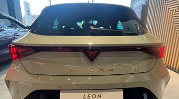 2026 CUPRA EHybrid 25.8kWh VZ1 DSG Euro 6 5-door (Grey) - Image: 2