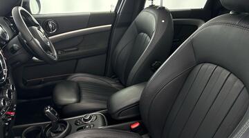 2022 MINI 2.0 Cooper S Exclusive Steptronic Euro 6 5-door (Black) - Image: 38