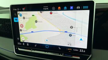 2025 Volkswagen 2.0 TDI R-Line DSG Euro 6 5-door (Red) - Image: 27