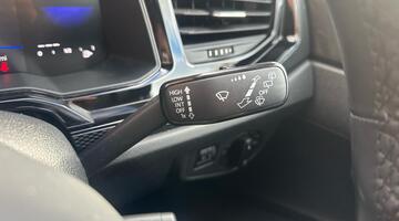 2024 Volkswagen 1.0 TSI Life DSG Euro 6 5-door (Black) - Image: 33