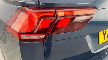 2024 Volkswagen TSI R-Line Edition DSG Euro 6 5-door (Blue) - Image: 31