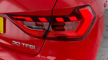 2022 Audi 1.0 TFSI 30 S line Sportback S Tronic Euro 6 5-door (Red) - Image: 28