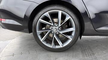 2023 Škoda 2.0 TDI SportLine Plus DSG Euro 6 5-door (Black) - Image: 34