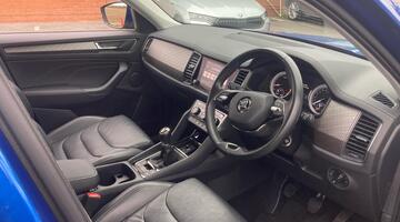 2022 Škoda TSI ACT SE L Executive Euro 6 5-door (7 Seat) (Blue) - Image: 6