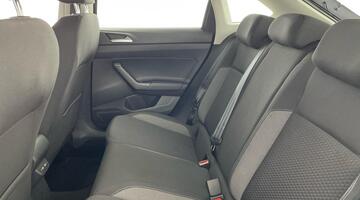 2022 Volkswagen 1.0 TSI Life Euro 6 5-door (Grey) - Image: 32