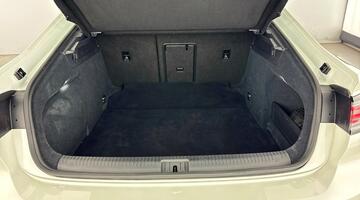 2025 Volkswagen 2.0 TSI R Fastback DSG 4Motion Euro 6 5-door (White) - Image: 35