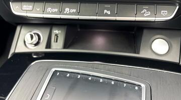 2020 Audi 2.0 TFSI 45 Black Edition S Tronic quattro Euro 6 5-door (Black) - Image: 14