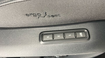 2025 Škoda 2.0 TDI SE L DSG Euro 6 5-door (Yellow) - Image: 23