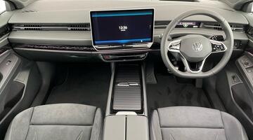 2025 Volkswagen Pro 77kWh Match Tourer Auto 5-door (White) - Image: 1