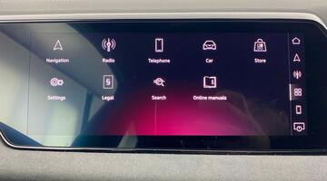 2025 Audi 2.0 TDI Launch Edition S Tronic quattro Euro 6 5-door (Blue) - Image: 26