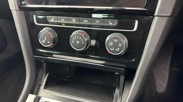 2019 Volkswagen TSI EVO R-Line DSG Euro 6 5-door (Black) - Image: 13