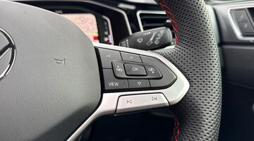 2025 Volkswagen 2.0 TSI GTI DSG Euro 6 5-door (Black) - Image: 24