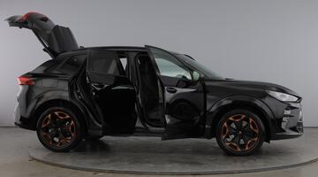 2025 CUPRA 2.0 TSI VZ1 DSG 4-doorive Euro 6 5dr (Black) - Image: 10