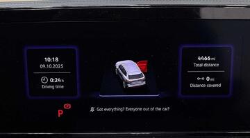 2025 Volkswagen 2.0 TDI R-Line DSG Euro 6 5-door (Red) - Image: 11