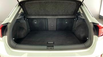 2022 Volkswagen TSI Life Euro 6 5-door (White) - Image: 27