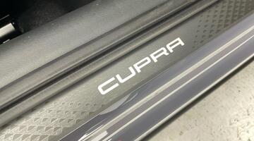 2025 CUPRA EHybrid 25.8kWh V2 DSG Euro 6 5-door (Grey) - Image: 24