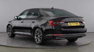 2023 Škoda 2.0 TDI SportLine Plus DSG Euro 6 5-door (Black) - Image: 4