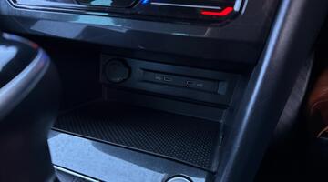 2022 Volkswagen TSI Active DSG Euro 6 5-door (Blue) - Image: 34