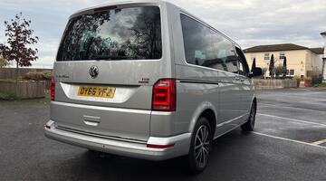 2016 Volkswagen 2.0 BiTDI BlueMotion Tech Executive 4Motion Euro 6 5-door (Silver) - Image: 24