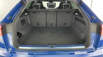 2025 Audi 4.0 TFSI V8 Vorsprung Tiptronic quattro Euro 6 5-door (Blue) - Image: 32