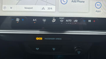 2025 Ford Standard Range 43kWh Premium Auto 5-door (Blue) - Image: 20