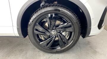 2025 Volkswagen TSI Black Edition Euro 6 5-door (White) - Image: 5