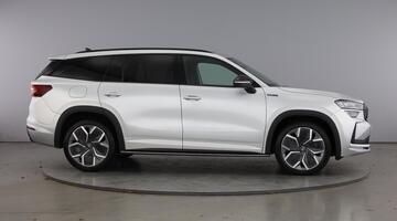 2025 Škoda TSI e-TEC MHEV SportLine DSG Euro 6 5-door (7 Seat) (Silver) - Image: 4