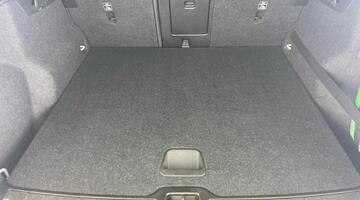 2019 Volvo 2.0 T4 Inscription Auto Euro 6 5-door (White) - Image: 16