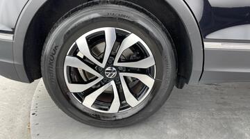 2022 Volkswagen TSI Active Euro 6 5-door (Black) - Image: 26