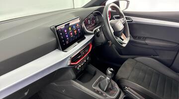 2024 SEAT 1.0 TSI FR Sport Euro 6 5-door (Red) - Image: 2